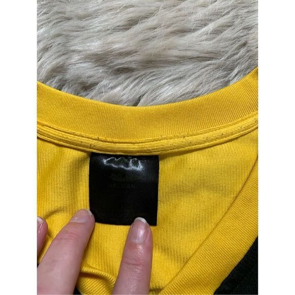 Batman Basketball Jersey - Picture 3 of 7